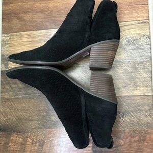 Lucky Brand Black Suede Ankle Boots